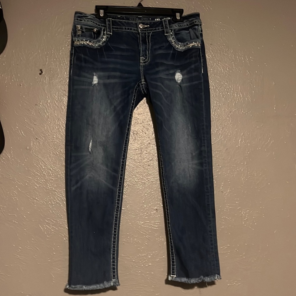 Miss me frayed ankle skinny size 32